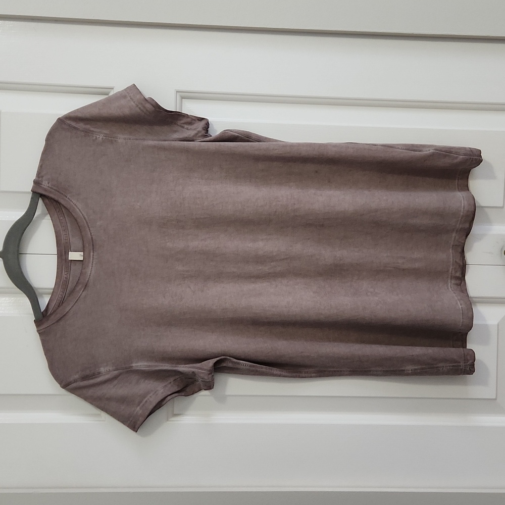 Like New Aritzia Babaton Foundation Washed Crew Short Sleeve Tee